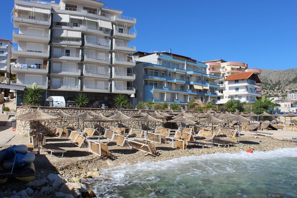 Port Side Sarande Daire Dış mekan fotoğraf
